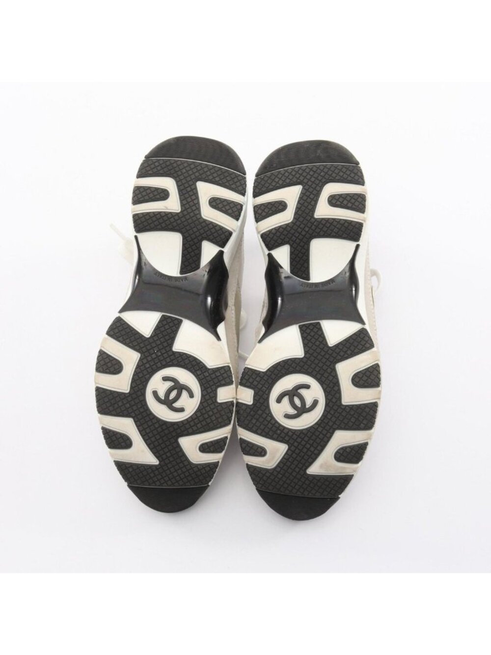Chanel Sneakers CC Logo Silver Leather - Picture 4 of 11